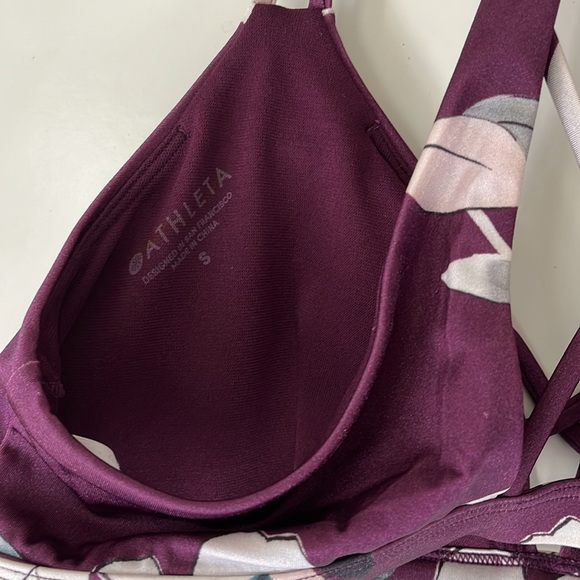 Altheta set size small in excellent used condition - Picture 3 of 4